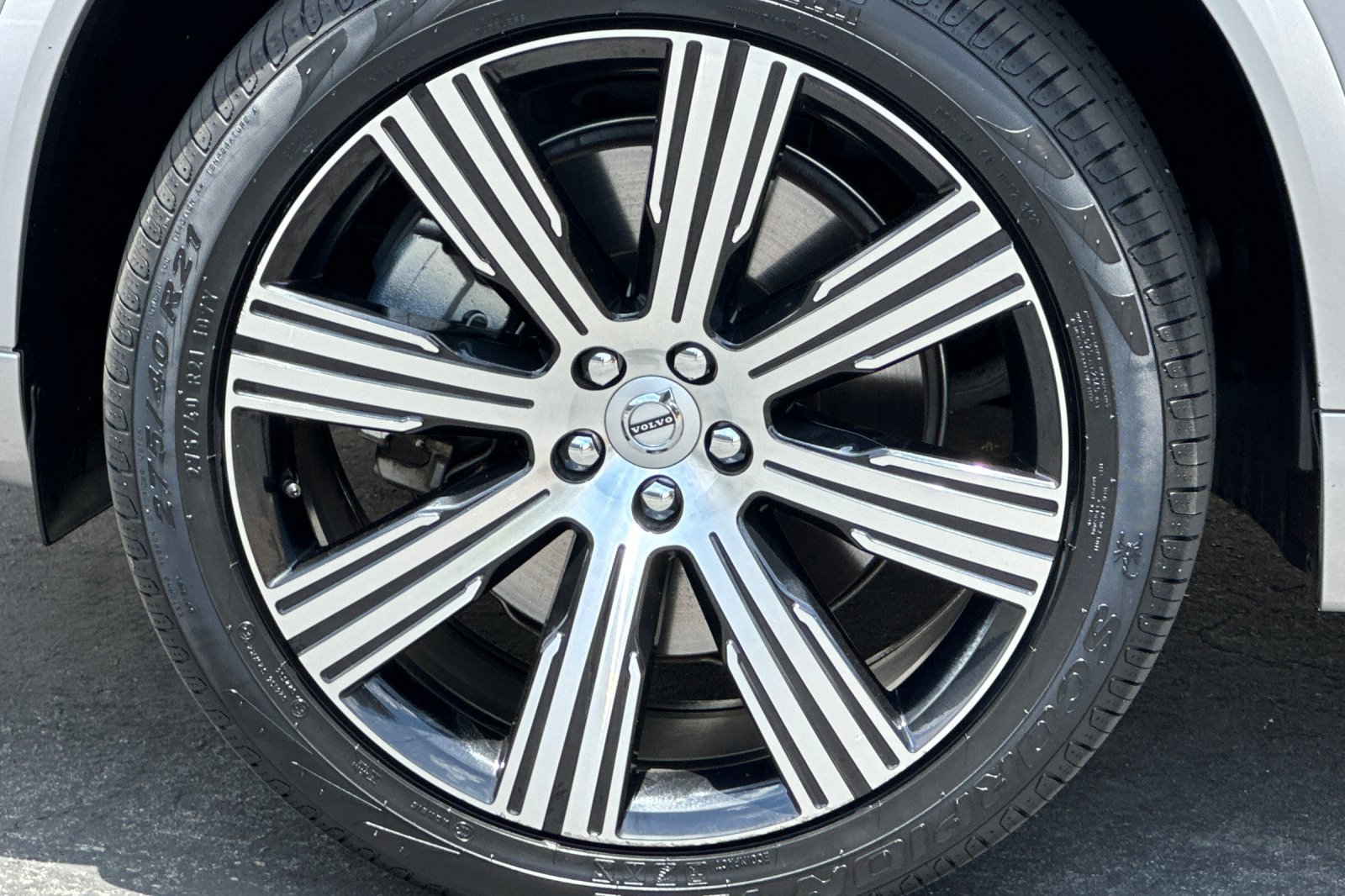 Certified 2024 Volvo XC90 T8 Ultimate w/ Lounge Package AWD/4WD image 36