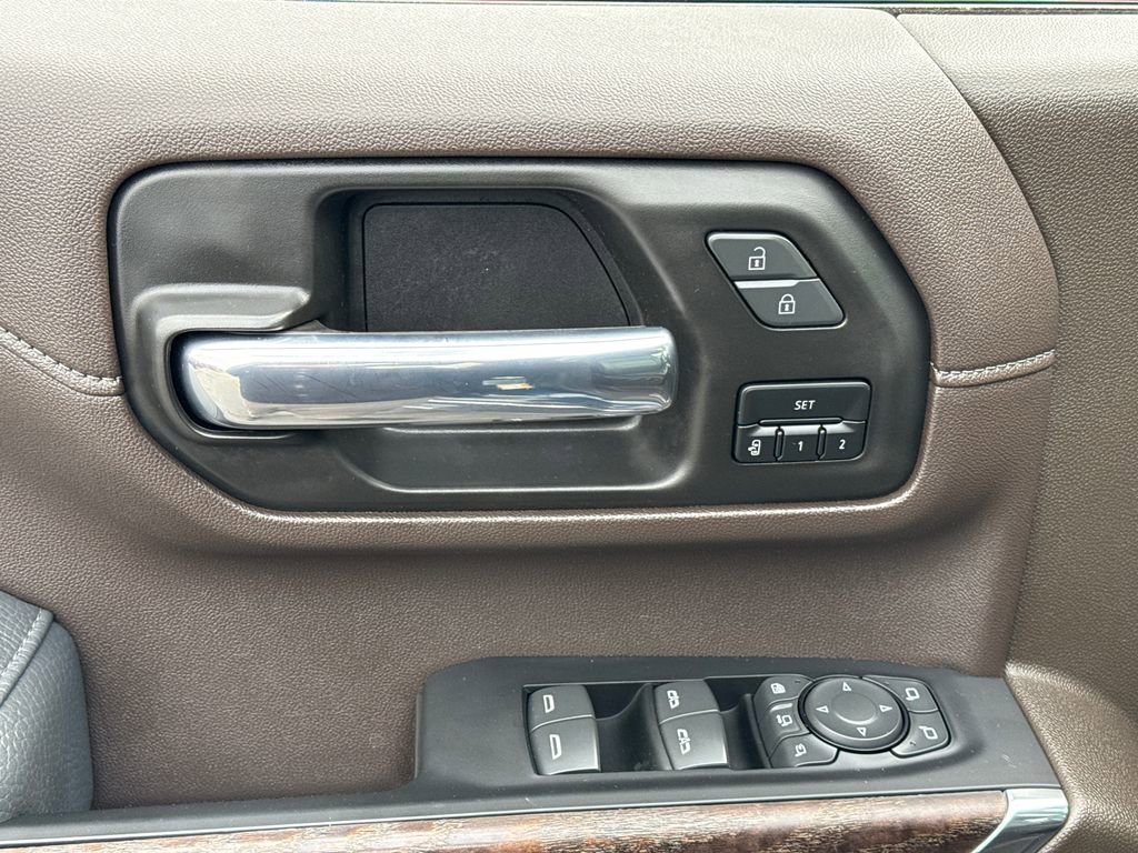 Certified 2023 GMC Sierra 3500 Denali w/ Denali Ultimate Package image 17