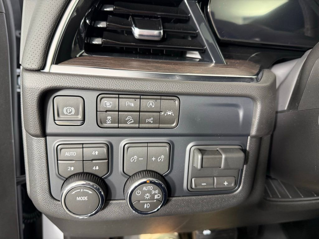 New 2026 Chevrolet Tahoe Premier w/ Sun And Tow Package image 22