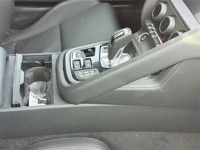Used 2021 Jaguar F-TYPE R image 6