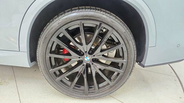 Used 2025 BMW X5 xDrive40i w/ M Sport Package image 63