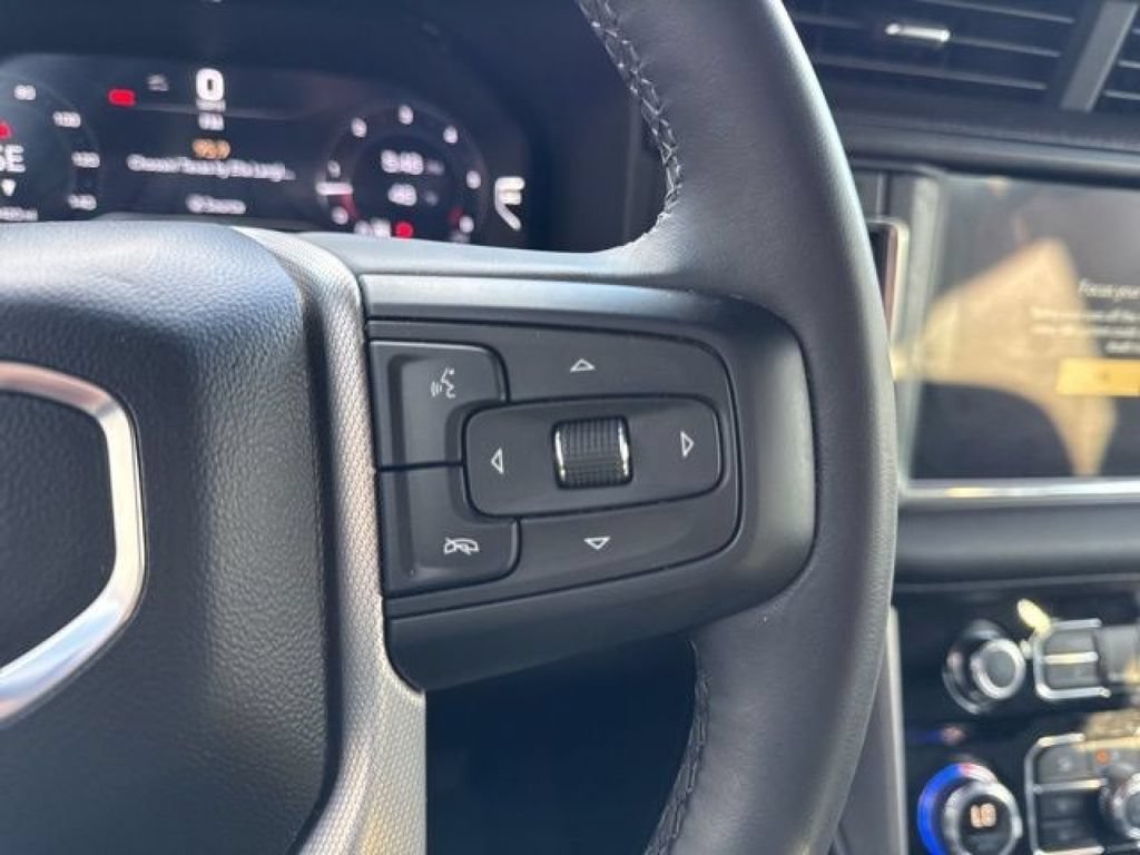 Used 2023 GMC Yukon Denali w/ LPO, Floor Liner Package AWD/4WD image 24
