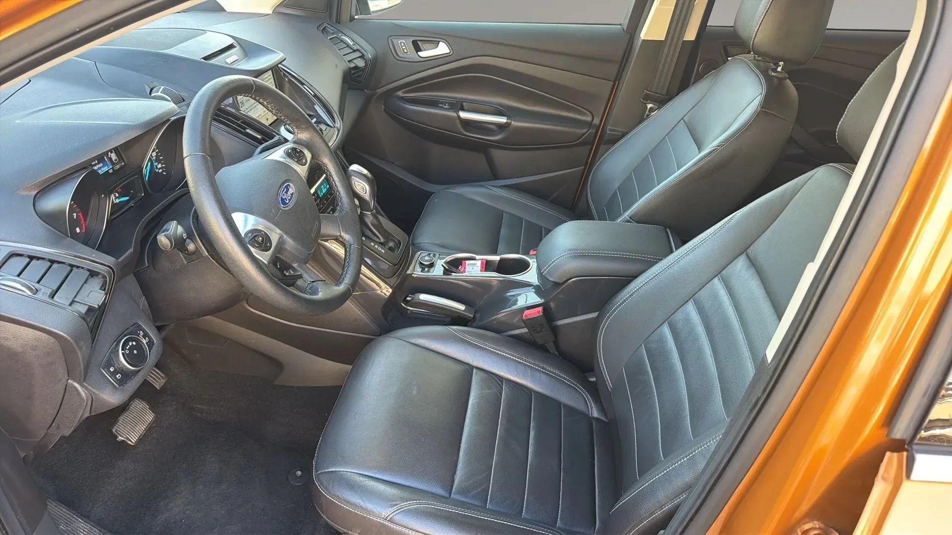 Used 2016 Ford Escape Titanium w/ Equipment Group 301A FWD image 25