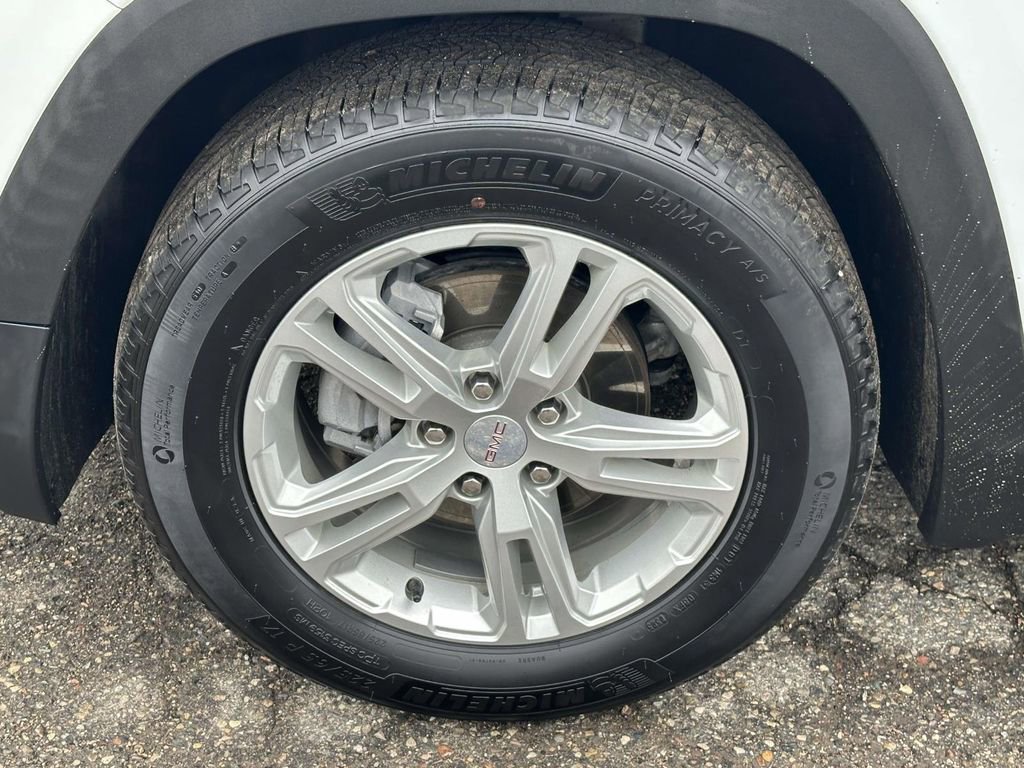 Certified 2023 GMC Terrain SLE image 9