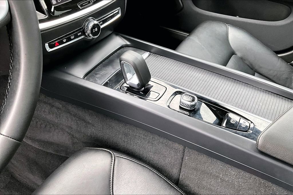 Certified 2023 Volvo S60 B5 Plus w/ Climate Package image 18