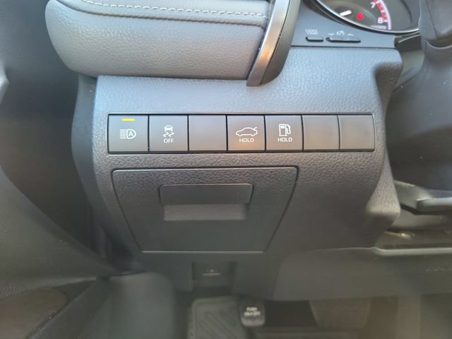 Used 2024 Toyota Camry SE w/ Convenience Package FWD image 21