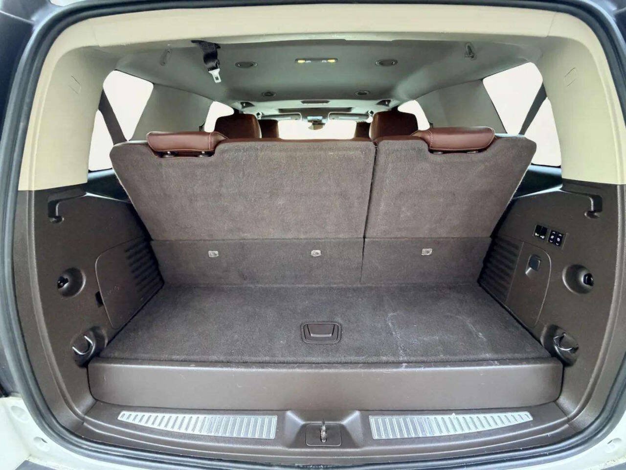 Used 2017 Chevrolet Tahoe Premier AWD/4WD image 7
