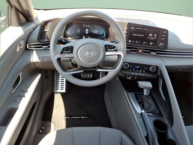 New 2026 Hyundai Elantra Sport FWD image 13