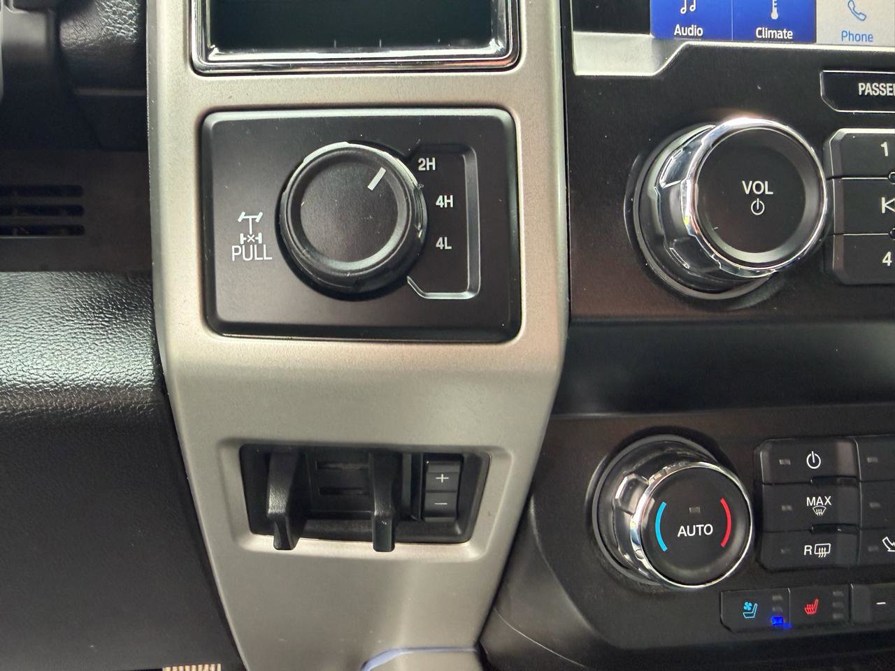 Used 2021 Ford F250 Lariat AWD/4WD image 26