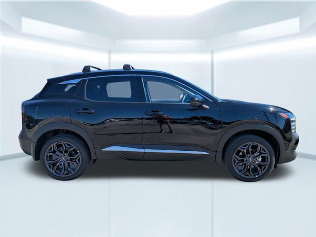 New 2026 Nissan Kicks SR FWD image 7