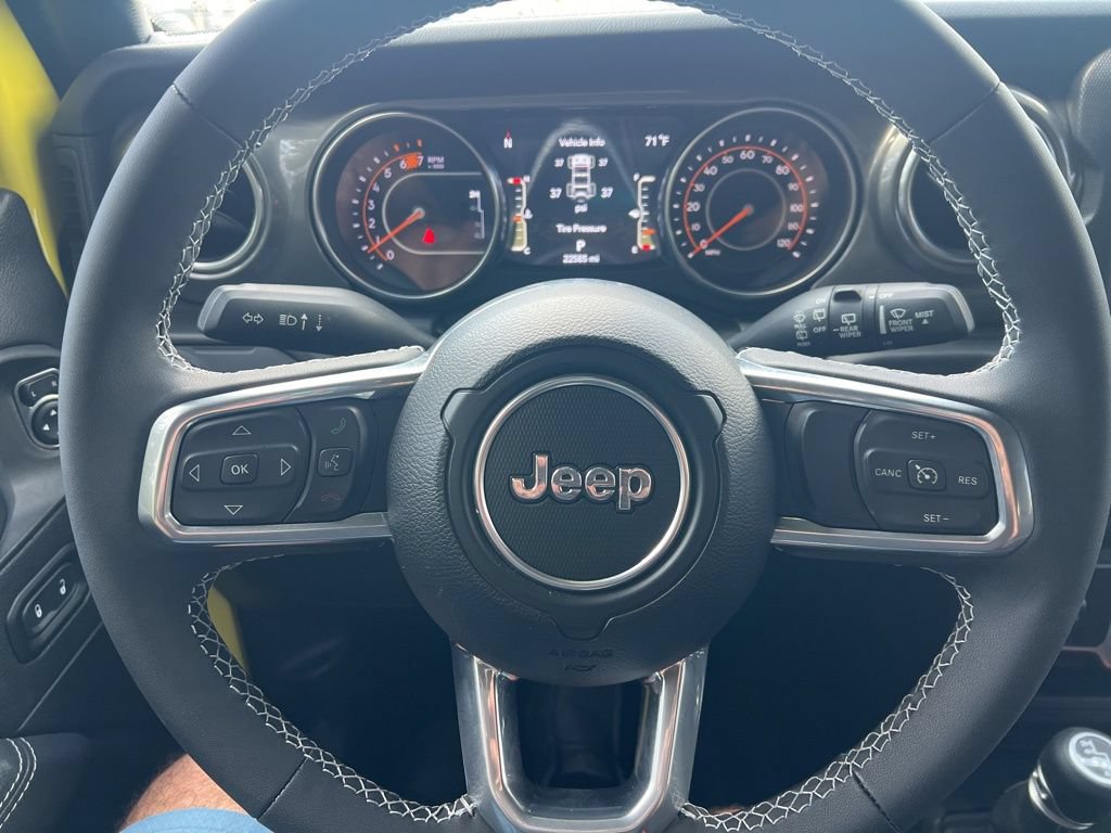 Used 2023 Jeep Wrangler Unlimited Sahara AWD/4WD image 53