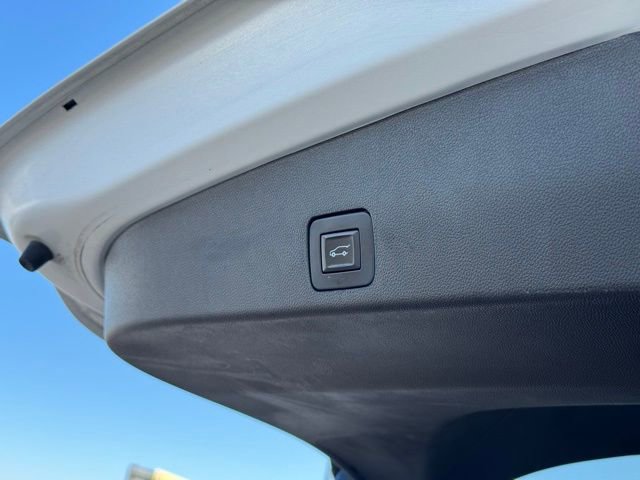 Used 2021 Buick Encore GX Essence w/ Advanced Technology Package image 42