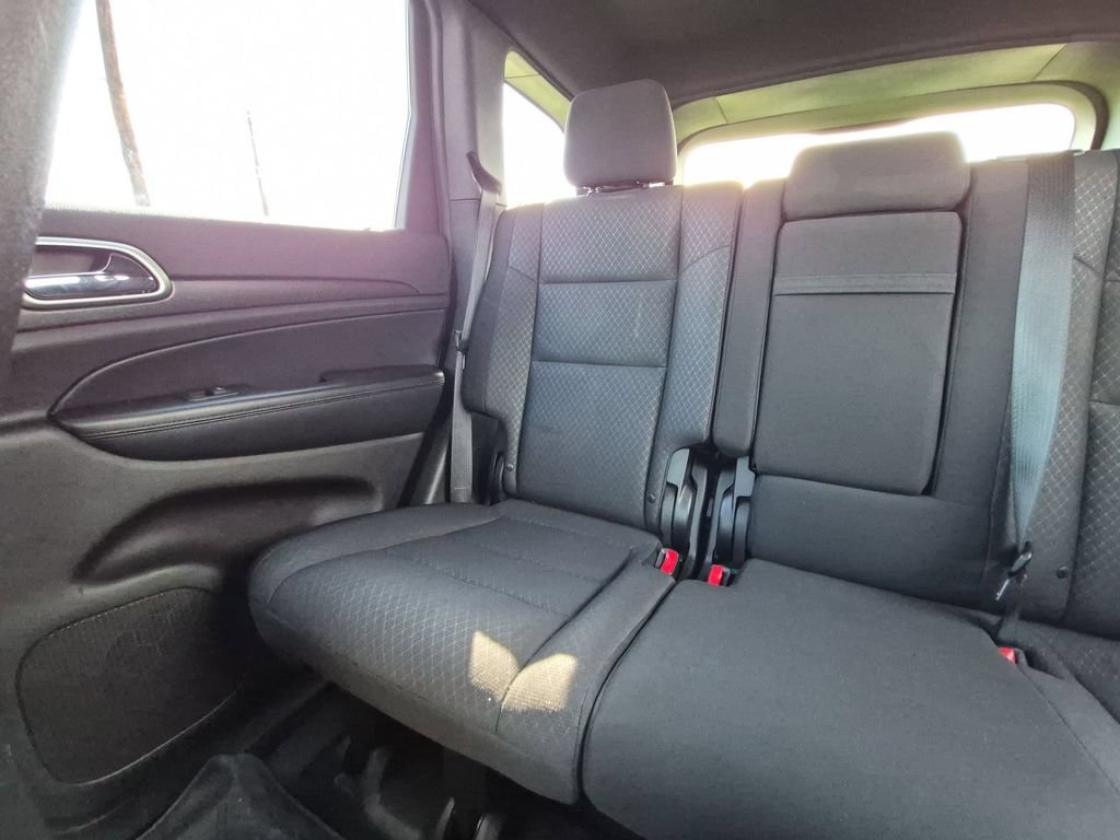 Used 2018 Jeep Grand Cherokee Laredo AWD/4WD image 4