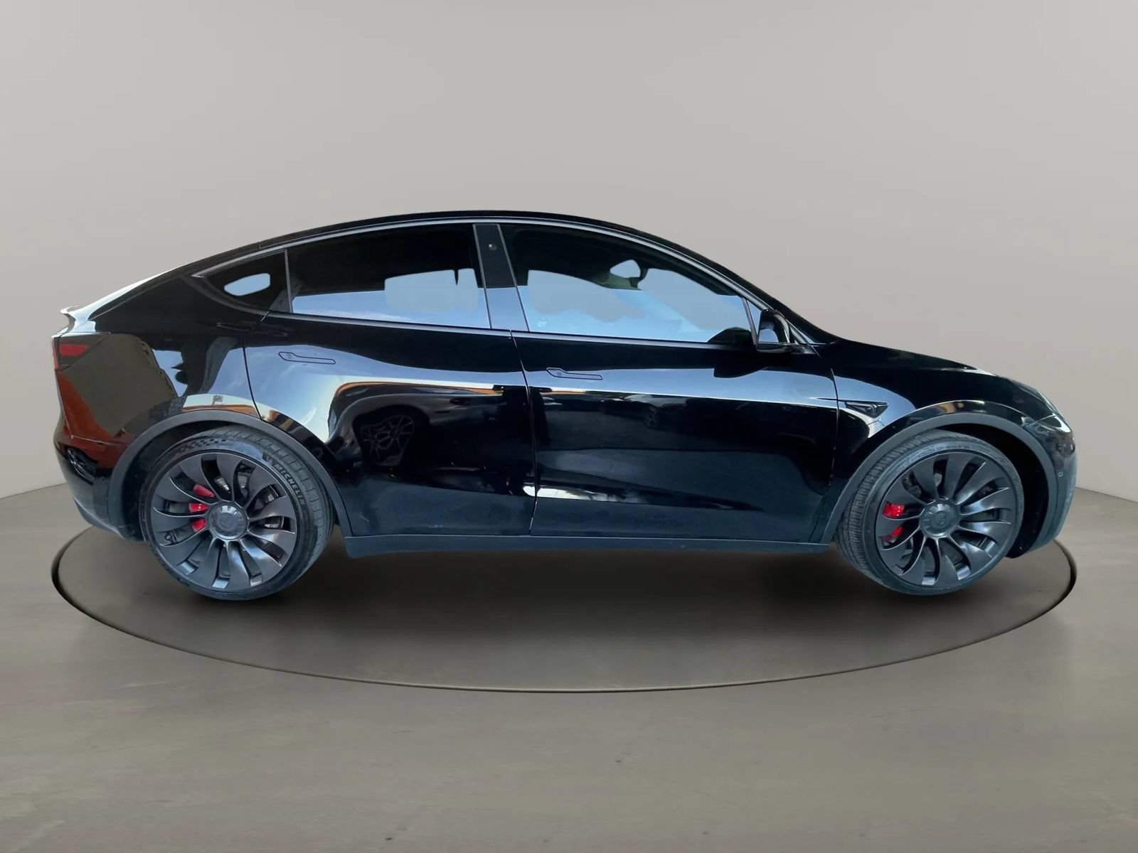 Used 2022 Tesla Model Y Performance AWD/4WD image 6