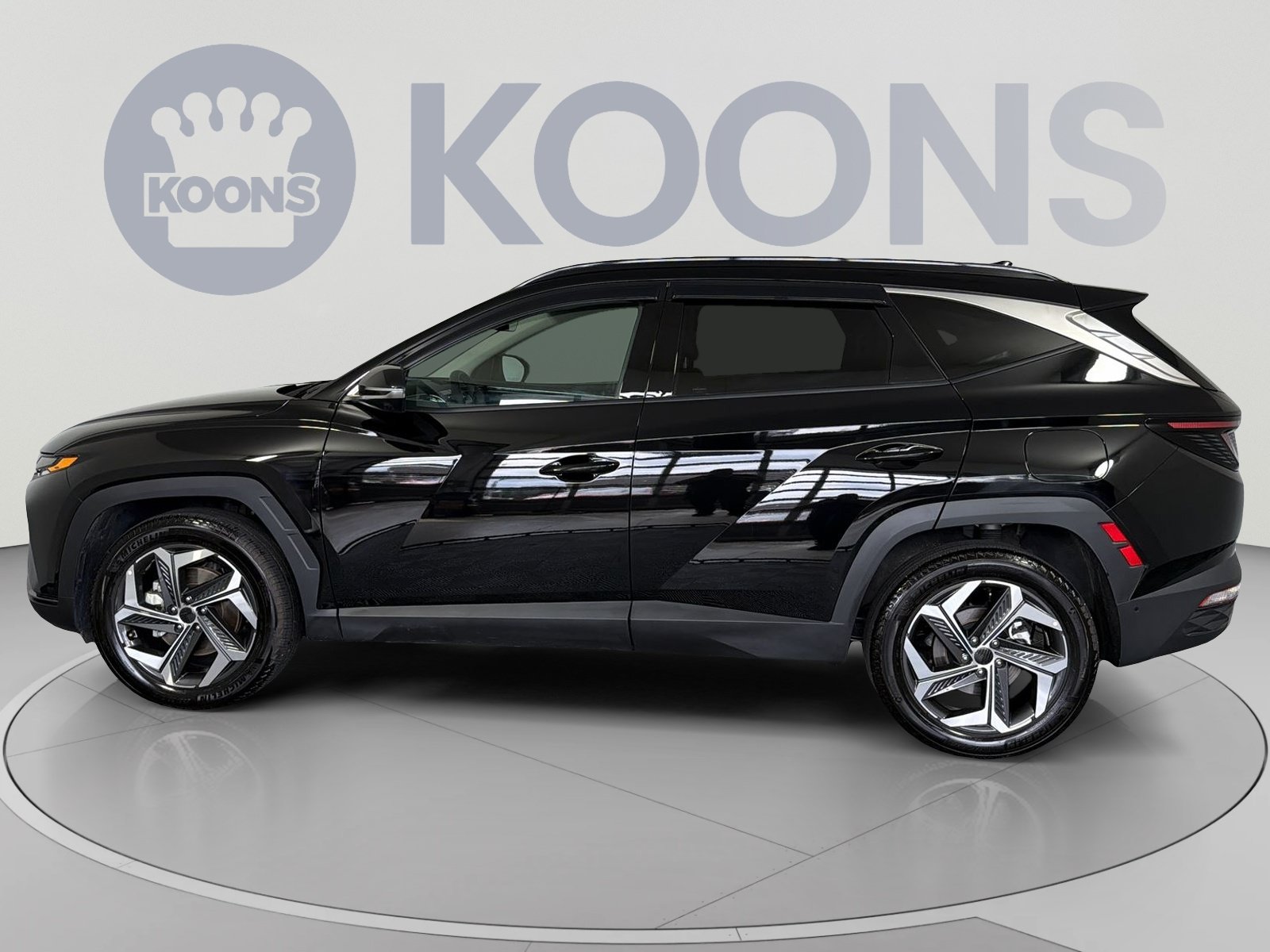 Used 2024 Hyundai Tucson Limited AWD/4WD image 2
