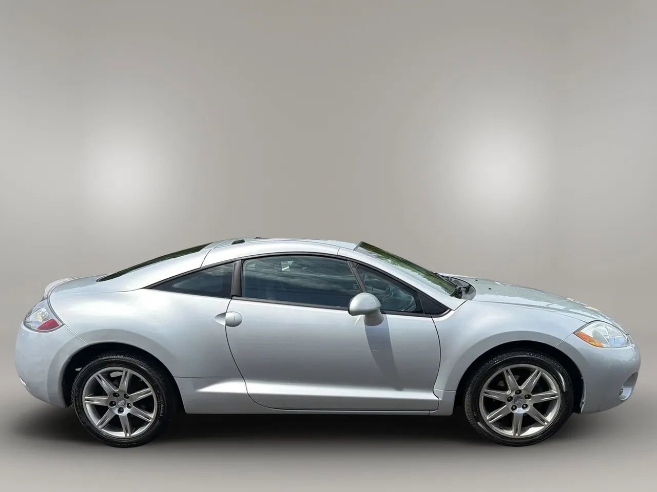 Used 2008 Mitsubishi Eclipse GT image 4