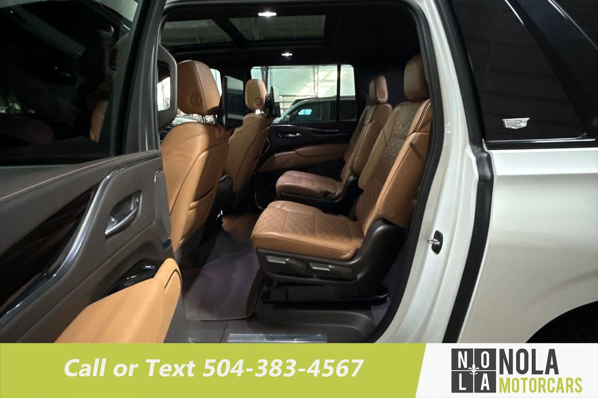 Used 2021 Cadillac Escalade ESV Sport w/ Heavy-Duty Trailer Package image 25