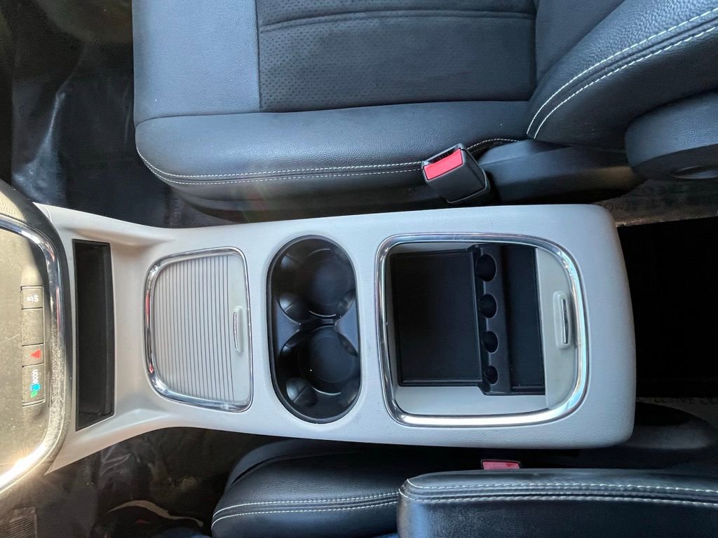 Used 2020 Dodge Grand Caravan SXT image 19