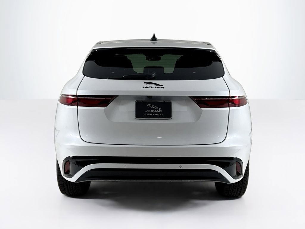 Used 2025 Jaguar F-PACE R-Dynamic S image 4
