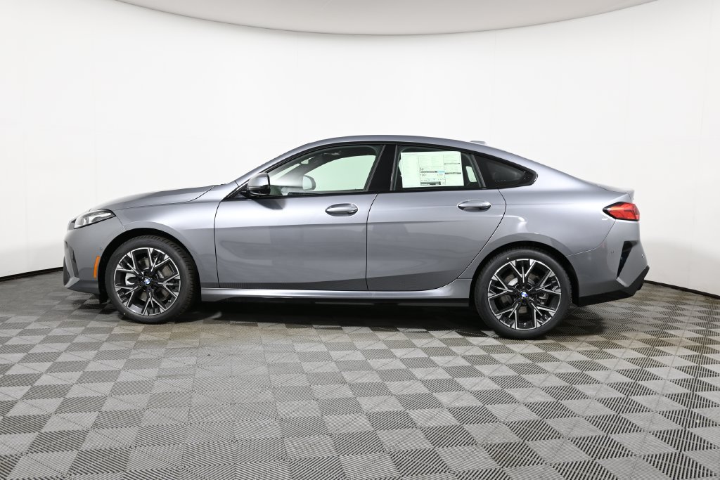 Used 2026 BMW 228i xDrive w/ Technology Package AWD/4WD image 2