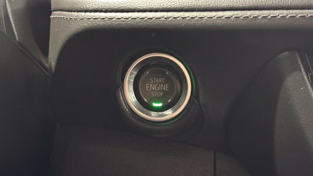 Used 2025 Chevrolet Suburban Z71 AWD/4WD image 45
