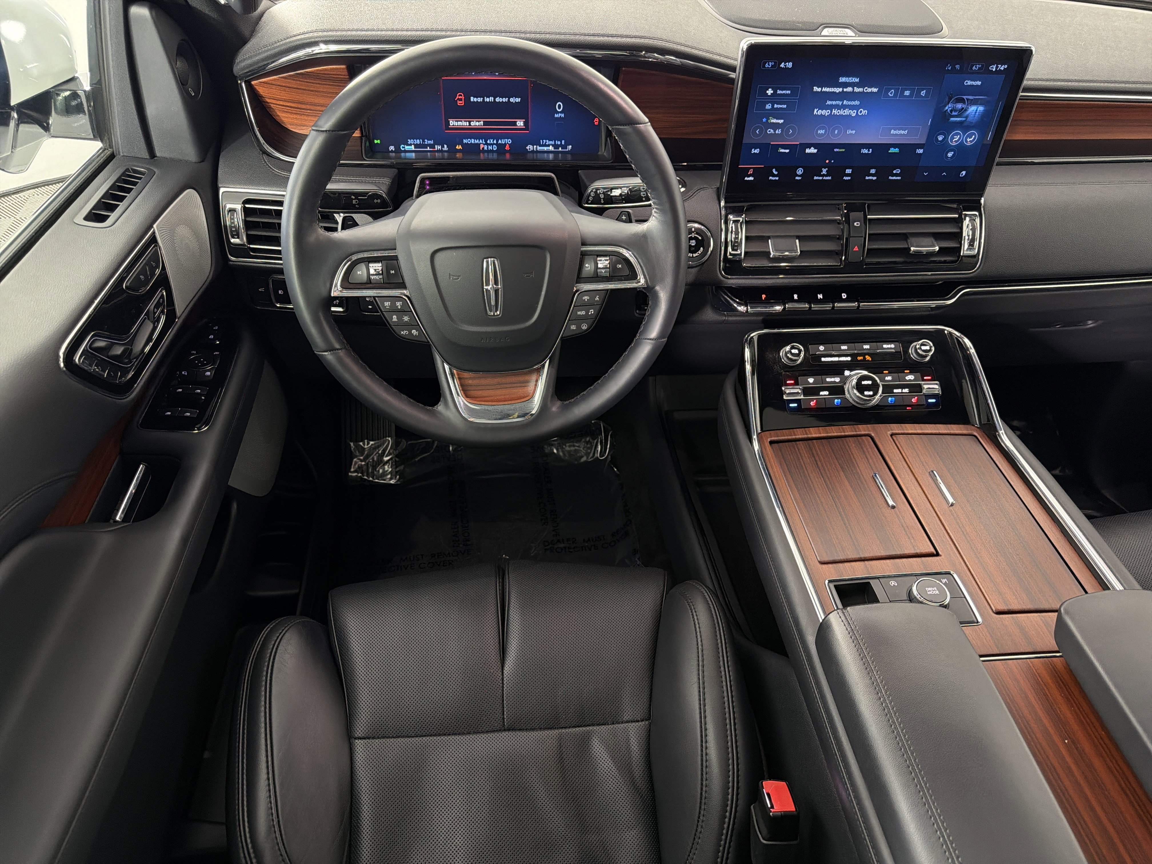 Used 2024 Lincoln Navigator Reserve image 24