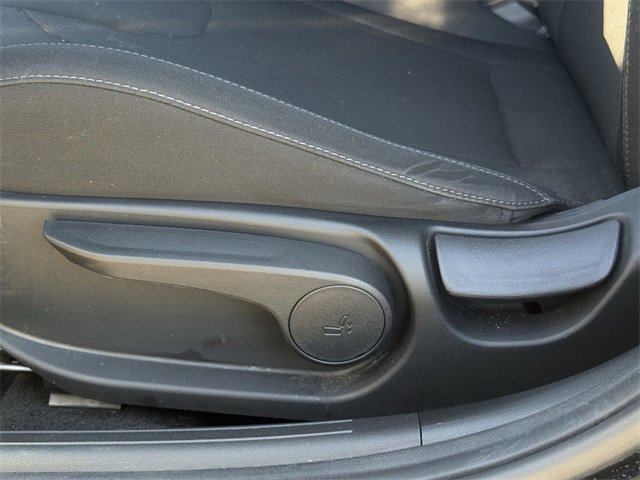 Used 2023 Hyundai Elantra SEL image 23