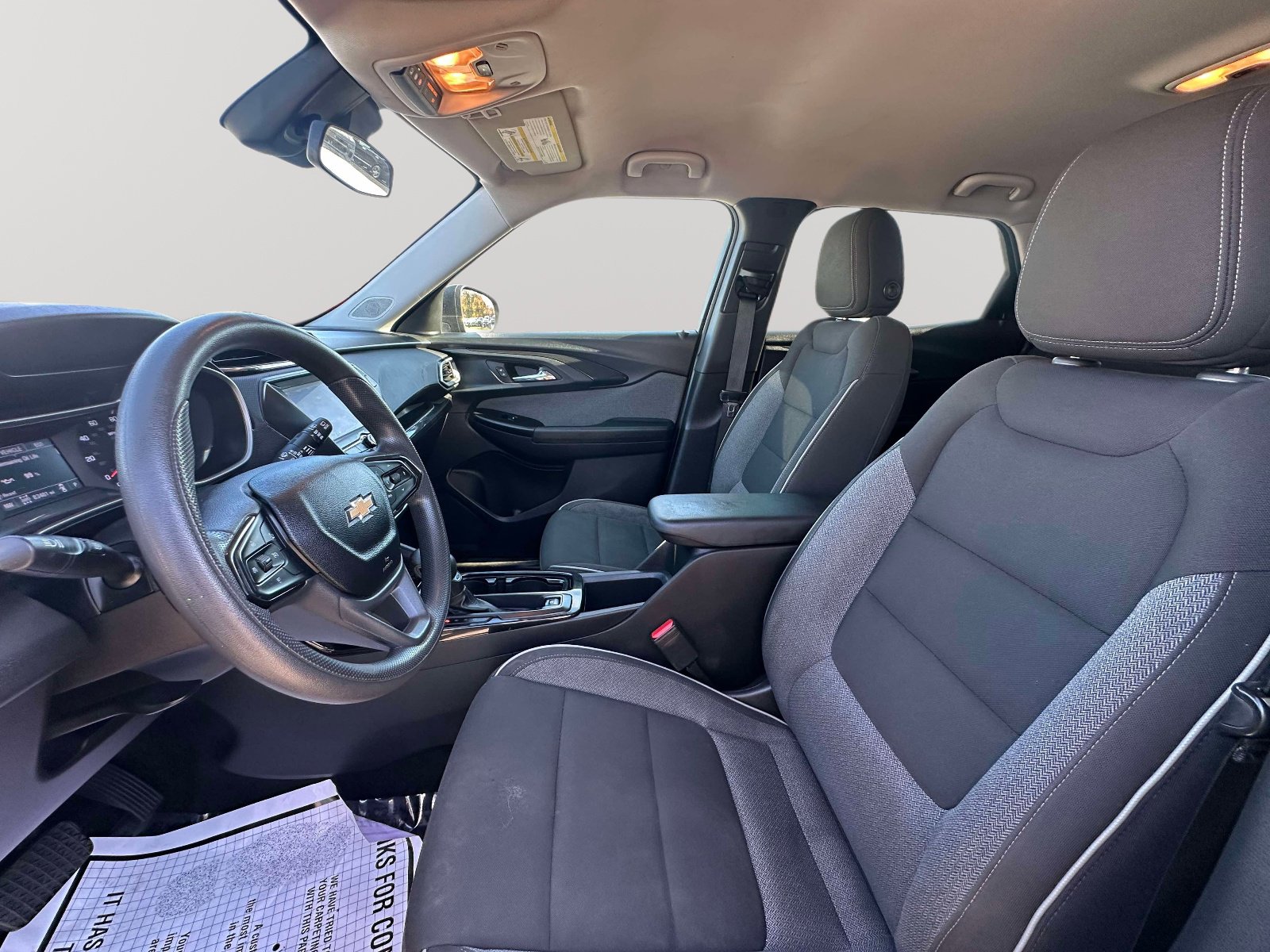 Used 2021 Chevrolet TrailBlazer LS image 23