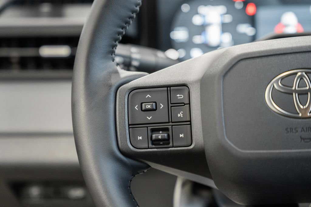 New 2026 Toyota RAV4 XSE AWD/4WD image 31