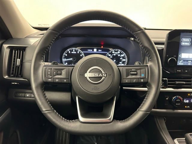 Certified 2024 Nissan Pathfinder SL image 35