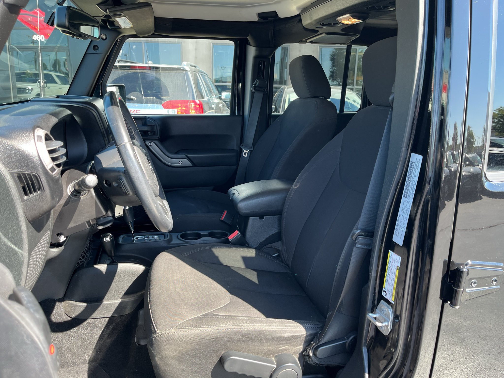 Used 2015 Jeep Wrangler Unlimited Sport w/ Quick Order Package 24S AWD/4WD image 23