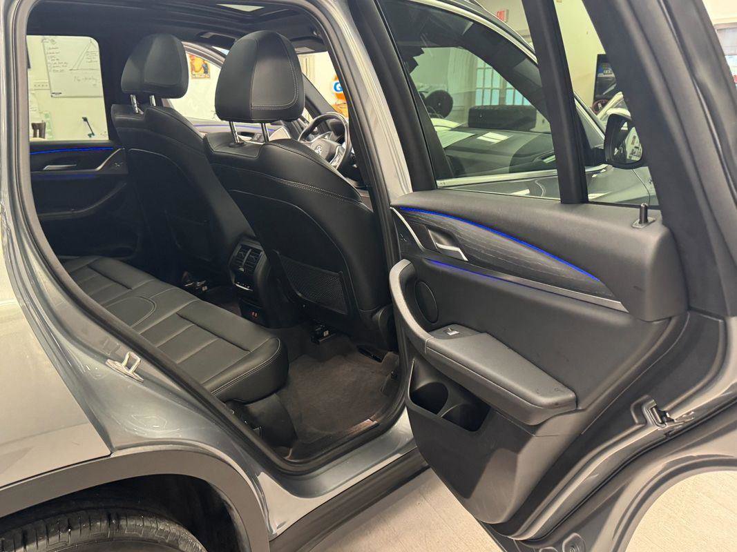 Used 2024 BMW X3 xDrive30i AWD/4WD image 17