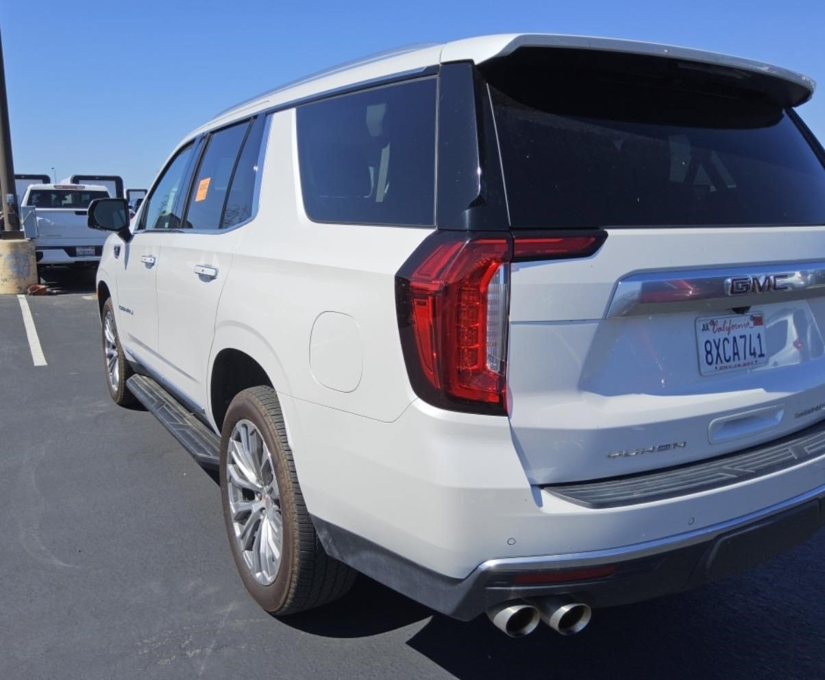 Used 2021 GMC Yukon Denali AWD/4WD image 3