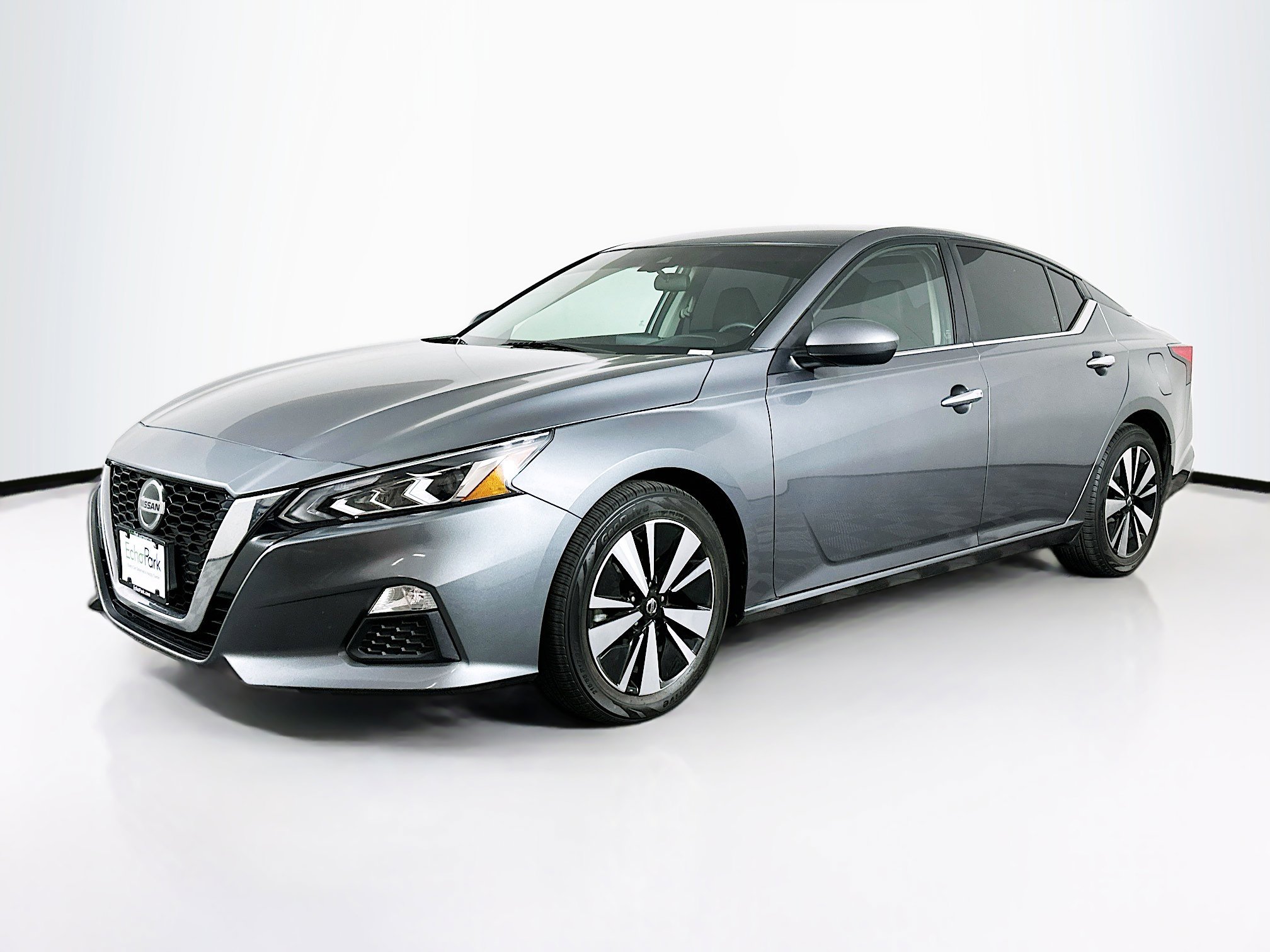 Used 2021 Nissan Altima 2.5 SV image 3