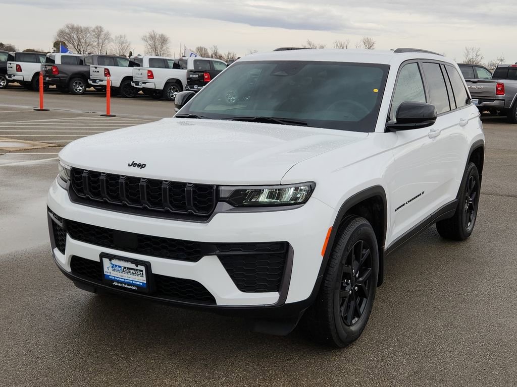 New 2026 Jeep Grand Cherokee Altitude