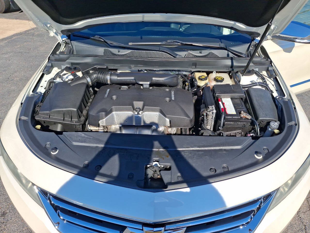Used 2014 Chevrolet Impala LTZ FWD image 26