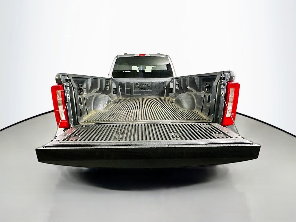 Used 2023 Ford F250 XLT image 32