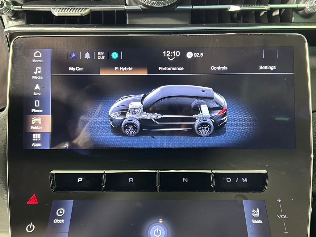 Used 2023 Maserati Grecale GT image 23