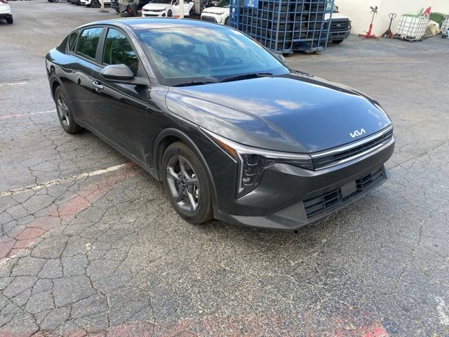 Used 2026 Kia K4 FWD image 2