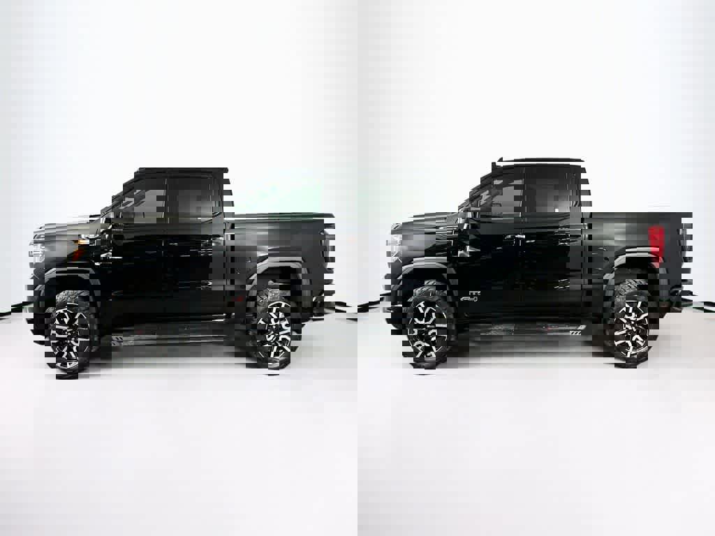 Used 2021 GMC Sierra 1500 AT4 image 3