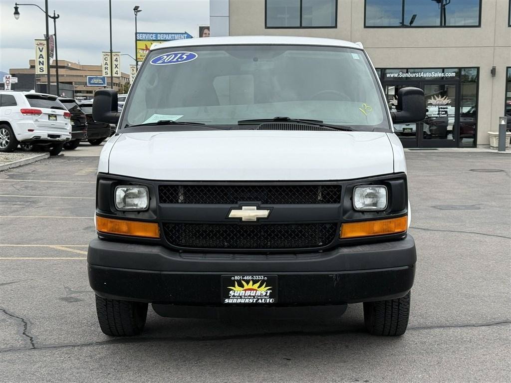 Used 2015 Chevrolet Express 2500 RWD image 2