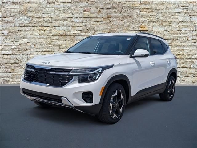 New 2026 Kia Seltos EX FWD image 4