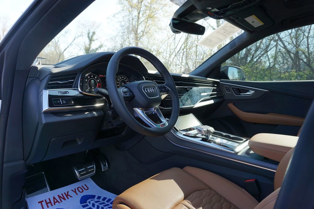Used 2025 Audi RS Q8 performance image 16