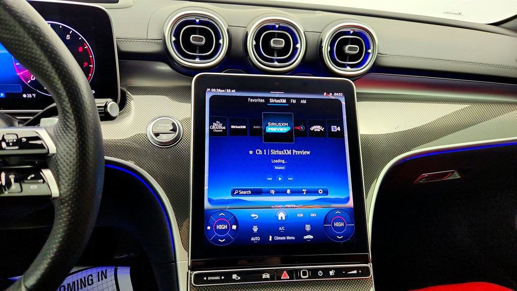 Used 2024 Mercedes-Benz CLE 450 4MATIC Cabriolet image 17