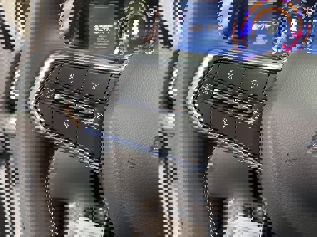 New 2026 Chevrolet Traverse LT w/ Sun and Wheel Package image 26