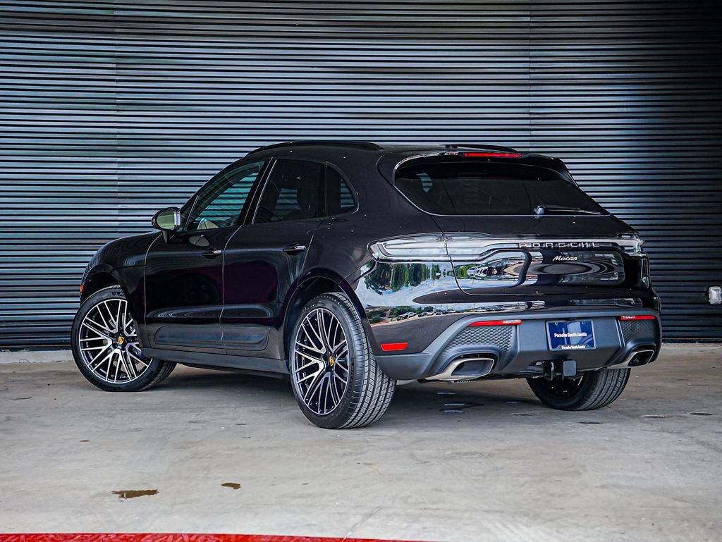 New 2026 Porsche Macan AWD/4WD image 3