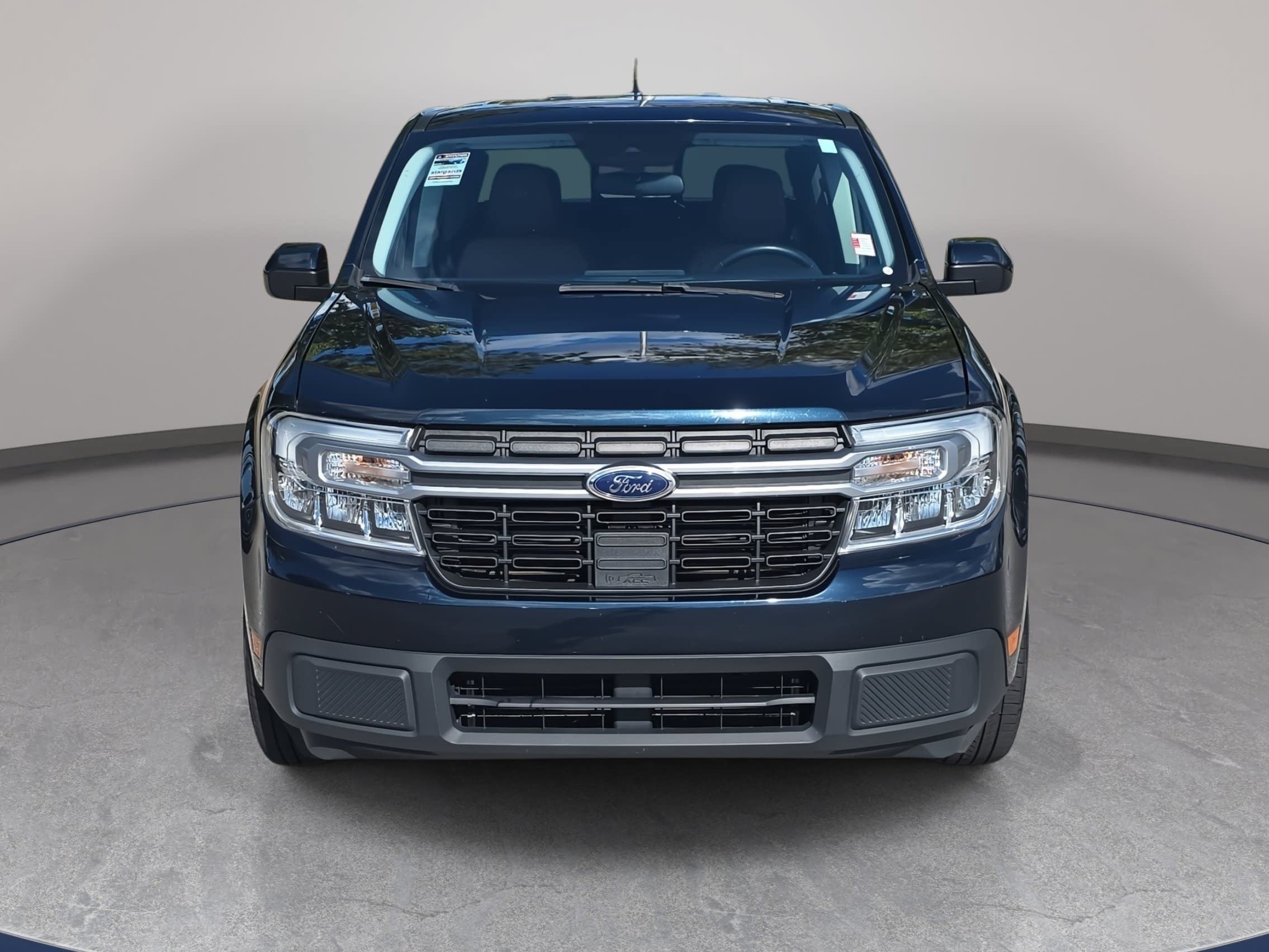 Used 2022 Ford Maverick Lariat w/ Lariat Luxury Package FWD image 2