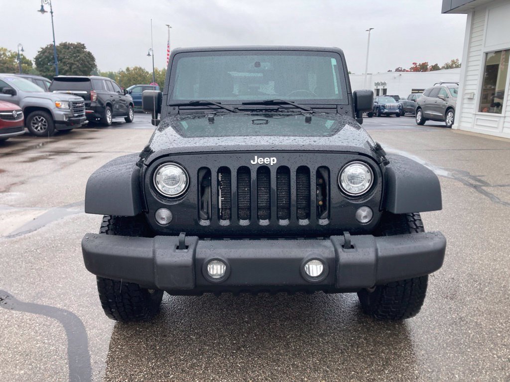 Used 2018 Jeep Wrangler Unlimited Rubicon w/ Dual Top Group AWD/4WD image 2