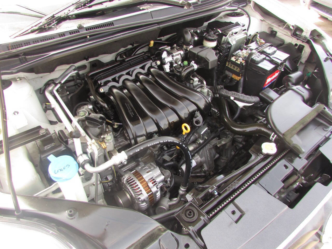 Used 2010 Nissan Sentra 2.0 SL w/ Premium Plus Pkg FWD image 27