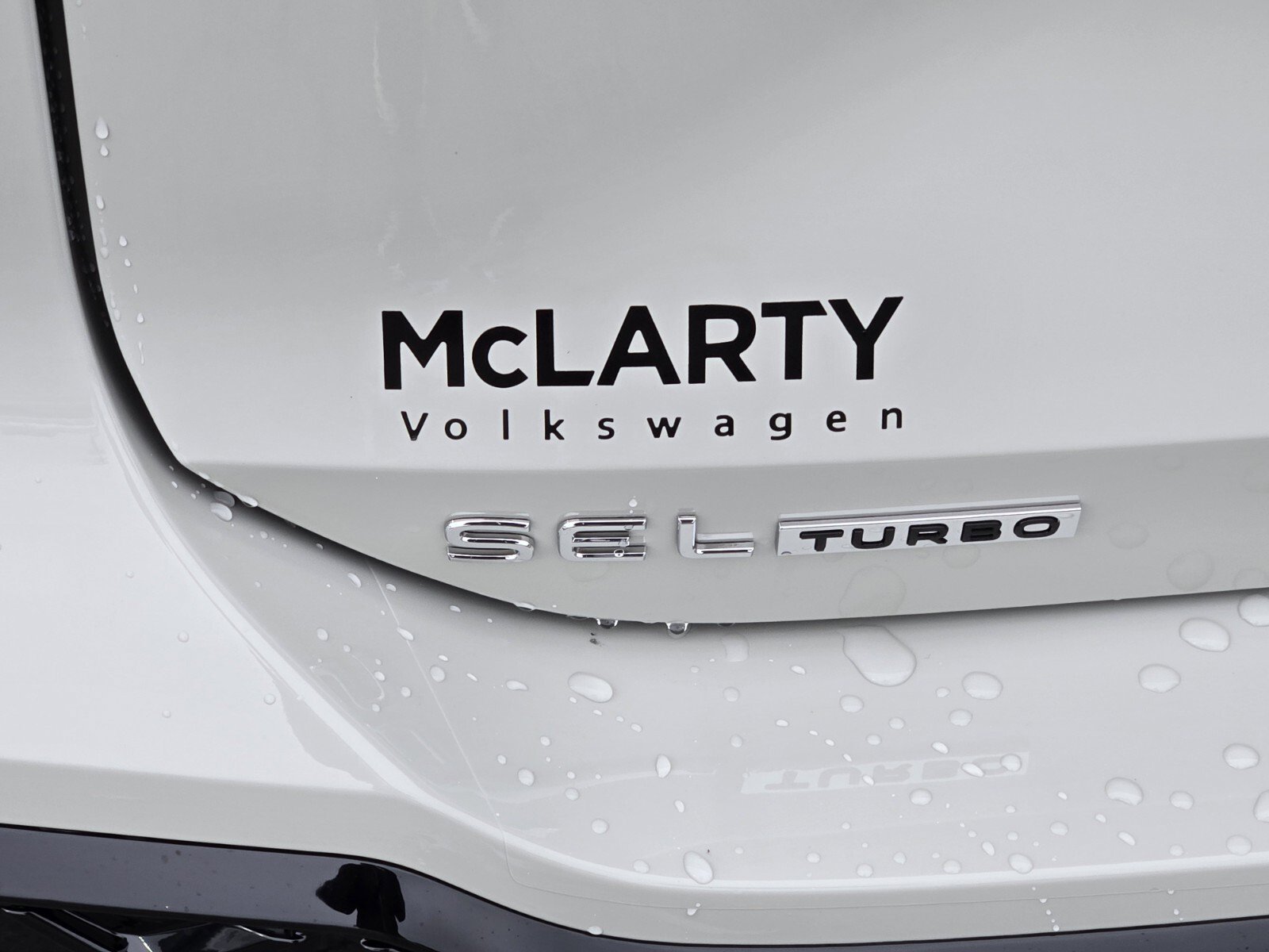 New 2026 Volkswagen Tiguan SEL R-Line image 12